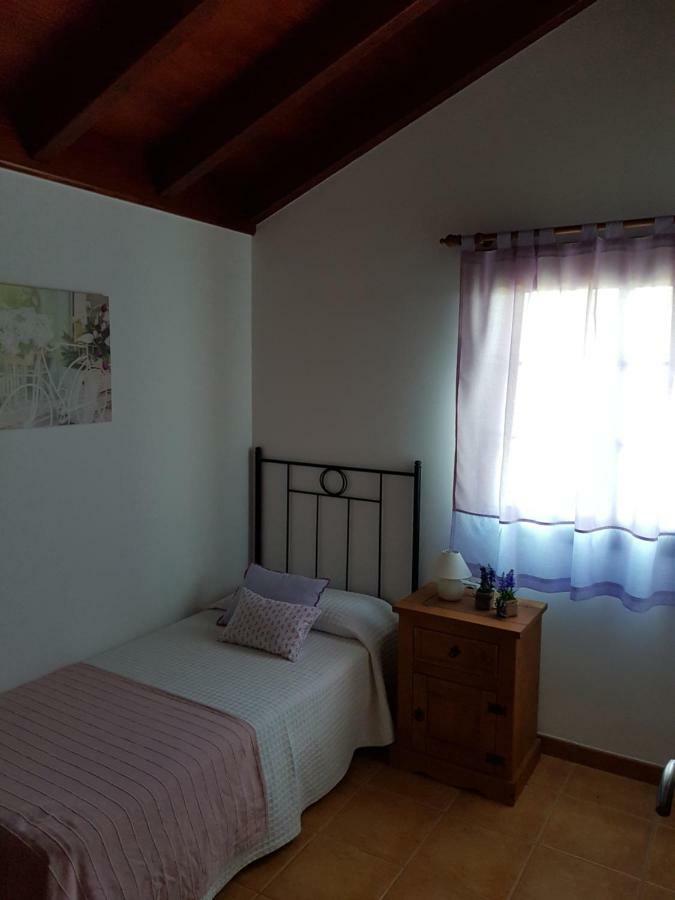 Apartamentos Nisdafe Frontera Luaran gambar