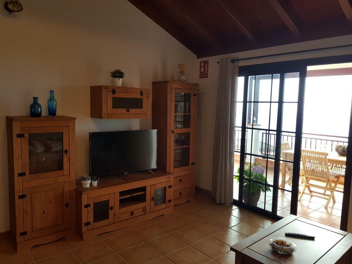 Apartamentos Nisdafe Frontera Luaran gambar